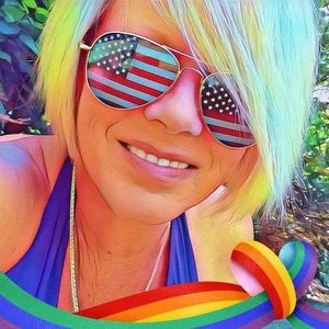 Meet your Posher, Dawn